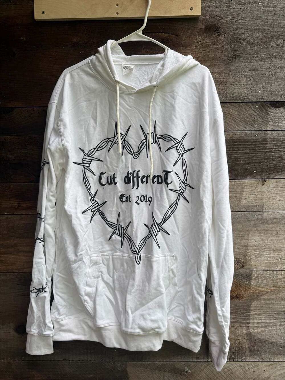 Cut Different Apparel Barbed Wire Heart Butterfly Hoodie White XL